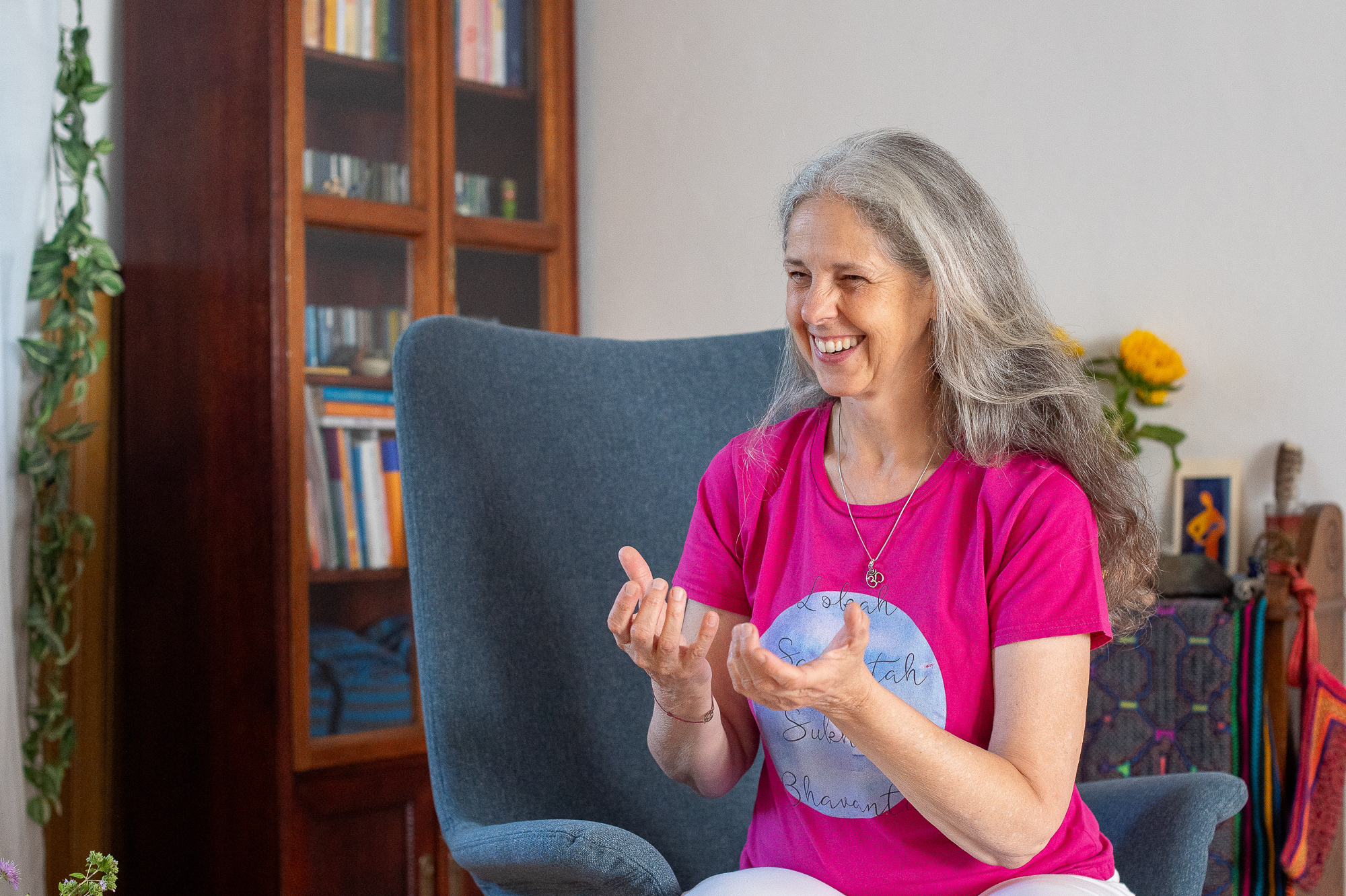 Gunda Ganga im Gespräch während einer Online-Begleitung für Frauen